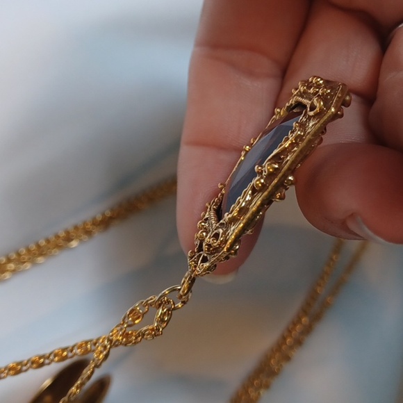 1960s Goldette NY Layered Locket & Pendant Necklace Beautiful! 20"-32" chains - Picture 7 of 10